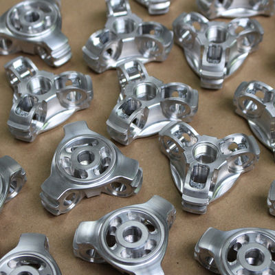 OEM de la precisión de la tolerancia de las partes de precisión del CNC de la aleación de aluminio 6061 0.01m m