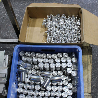 Piezas de precisión del CNC de la aleación de aluminio 6061, piezas rápidas del prototipo de la tolerancia apretada
