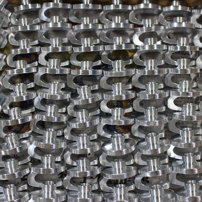 Componentes trabajados a máquina precisión de plata de anodización del CNC, ODM dado vuelta de aluminio de las piezas