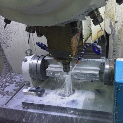 Componentes trabajados a máquina precisión de plata de anodización del CNC, ODM dado vuelta de aluminio de las piezas