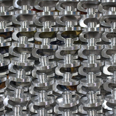 El aluminio modificado para requisitos particulares de las piezas del CNC que trabaja a máquina aleación tolerancia material de la alta precisión 0.01m m