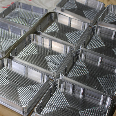 piezas de aluminio que muelen del CNC de la tolerancia de 0.01m m con pulir con chorro de arena final superficial de anodización de la naturaleza