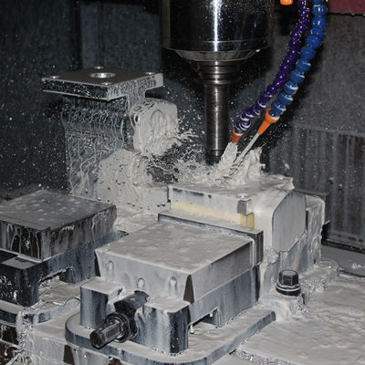 Piezas de aluminio modificadas para requisitos particulares de la creación de un prototipo del CNC con final superficial que enarena que quita las rebabas