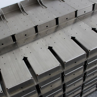 La fabricación de chapa mecánica de la precisión parte el material del grueso SS304 de 3.5m m