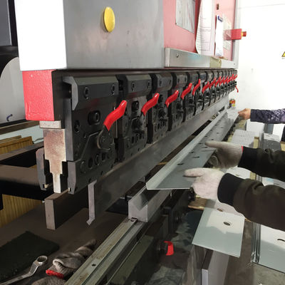 Material de acero inoxidable por encargo 316 de las piezas de metal que quita las rebabas