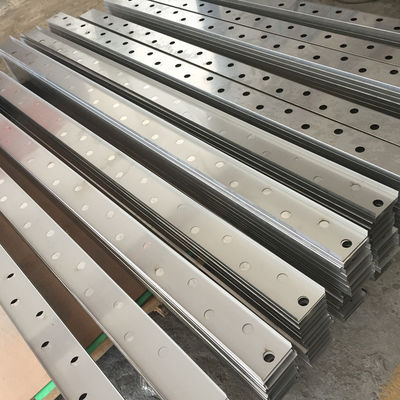 Piezas de chapa de acero inoxidables de la precisión del corte del laser con final de anodización de la superficie de galjanoplastia