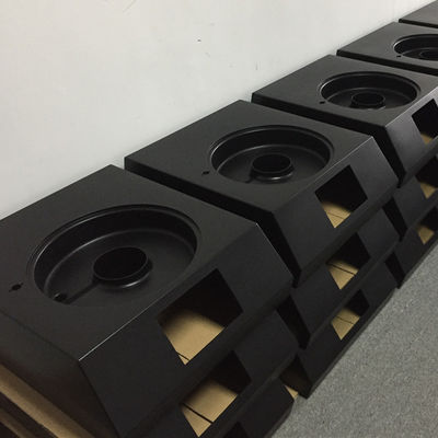 Las piezas fuertes de RIM Low Volume Large And del moldeo a presión de reacción parecen buenas y trabajan gran precio barato